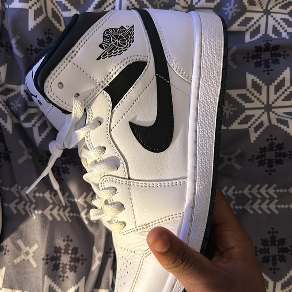 Jordan 1’s - Picture 5 of 5